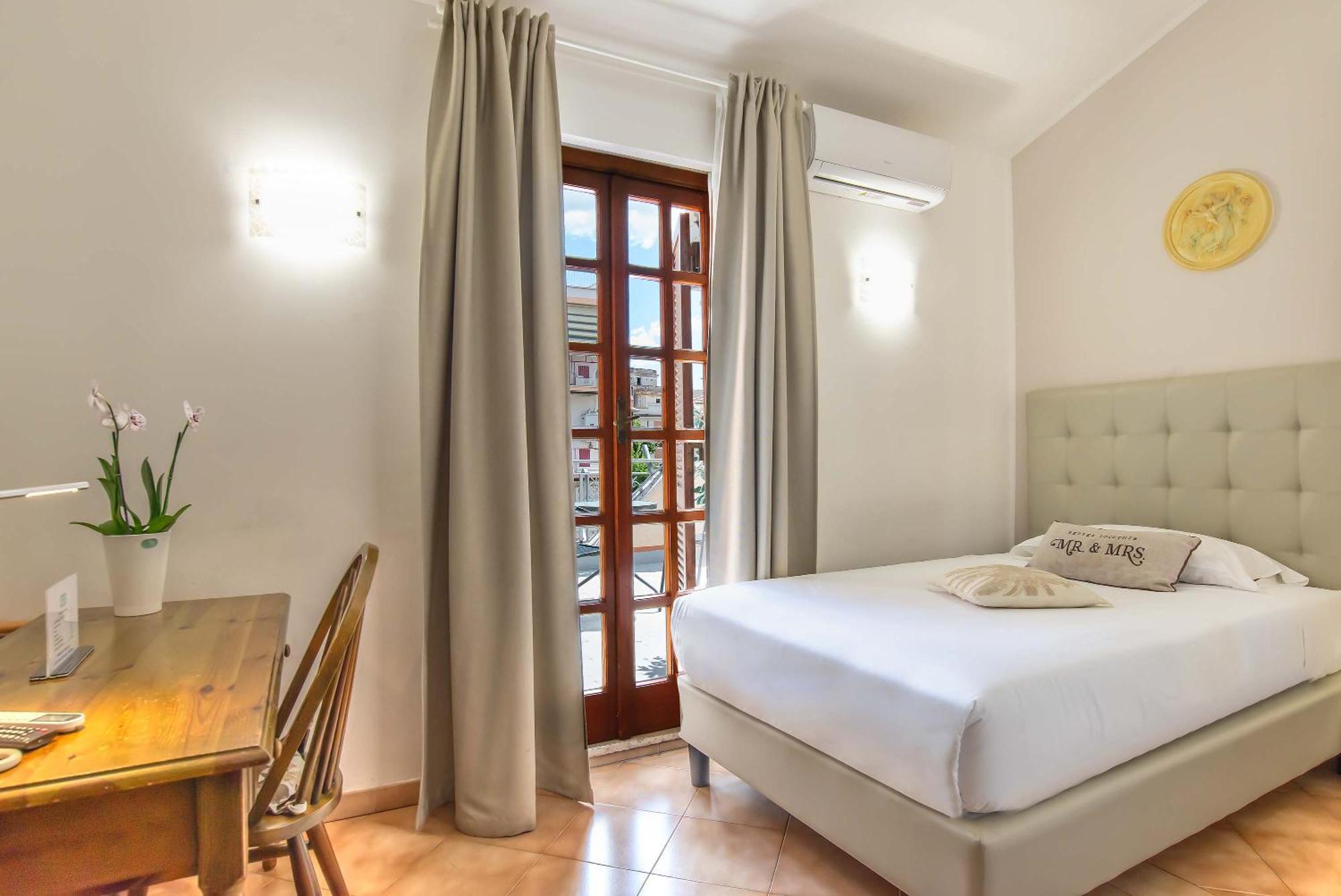 Plaza Rooms Ciampino Exterior foto
